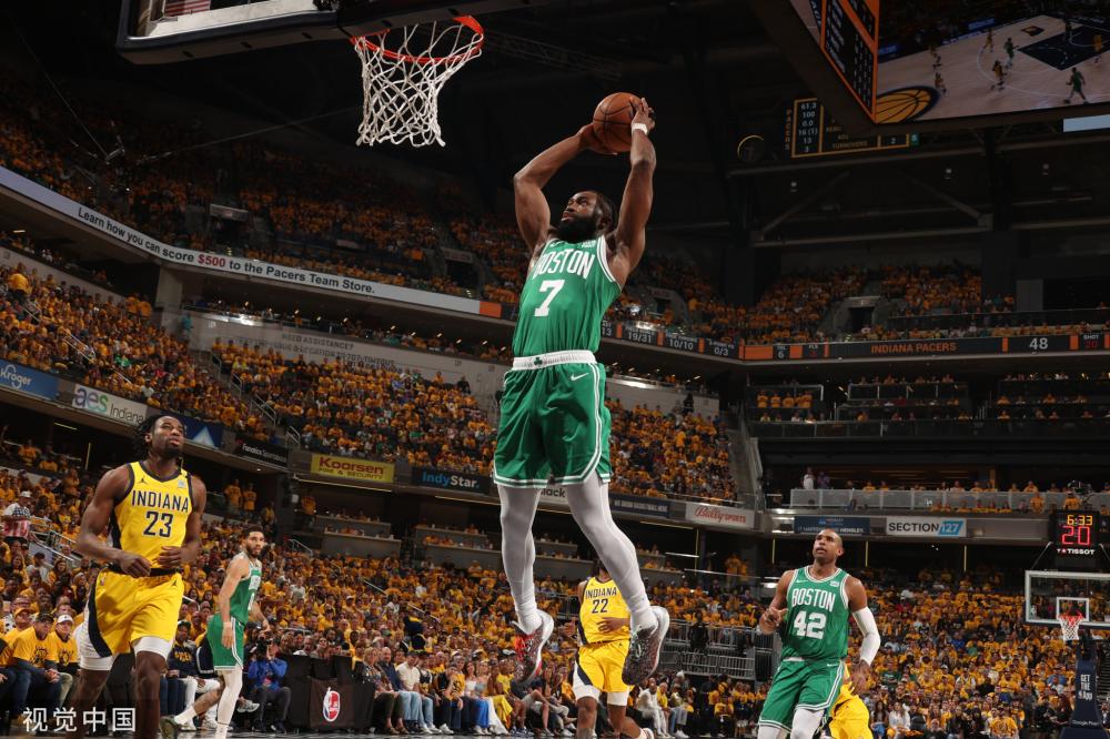 限于赛场 限于赛场