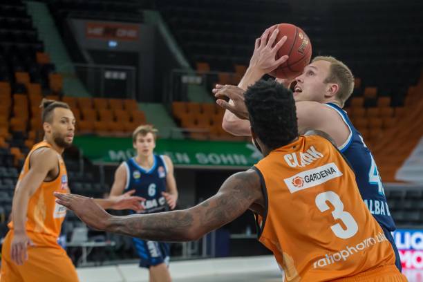 谨且公开透 谨且公开透