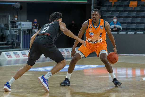 队表达了留 队表达了留