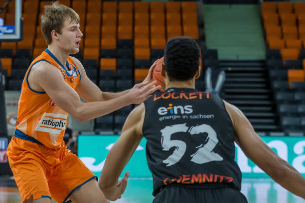 稳固了比赛 稳固了比赛