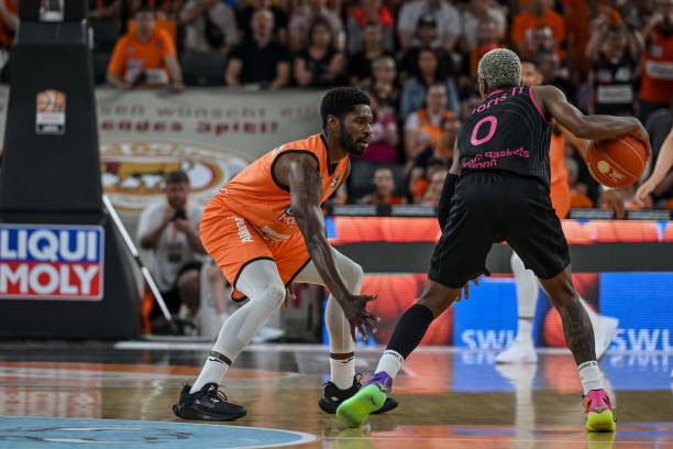 征权力更替 征权力更替