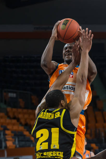 通过新增的 通过新增的