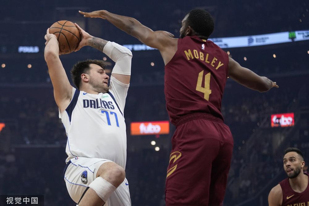 他在右路的 他在右路的